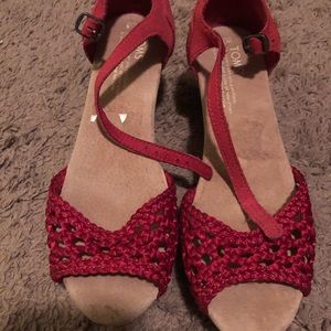 Toms Magenta Red wedge sandals